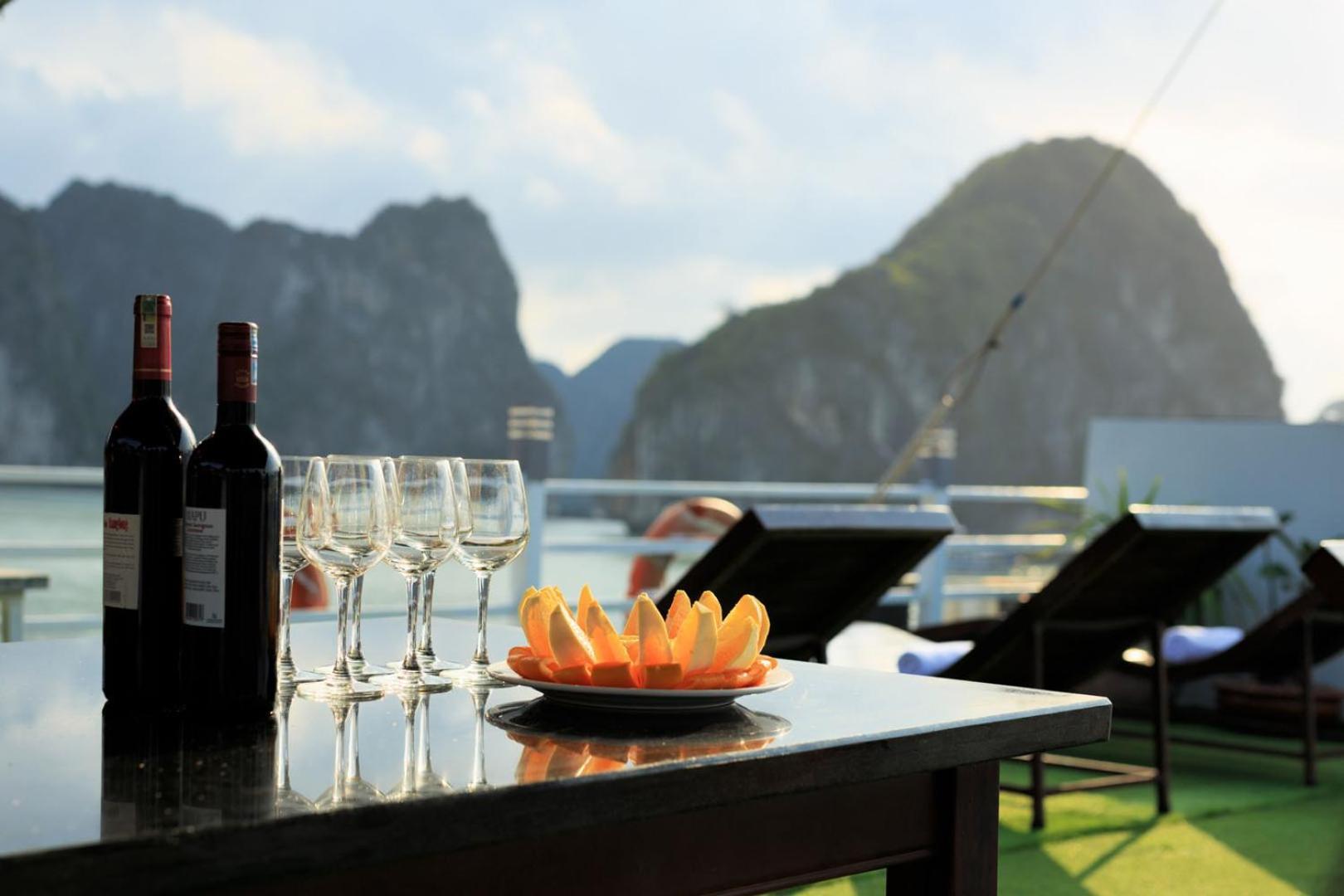 Cozy Bay Classic Cruise Ha Long Zewnętrze zdjęcie