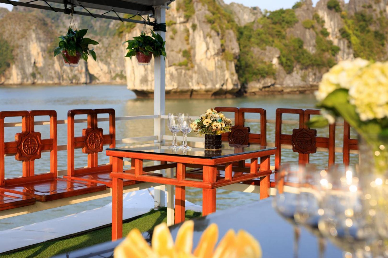 Cozy Bay Classic Cruise Ha Long Zewnętrze zdjęcie