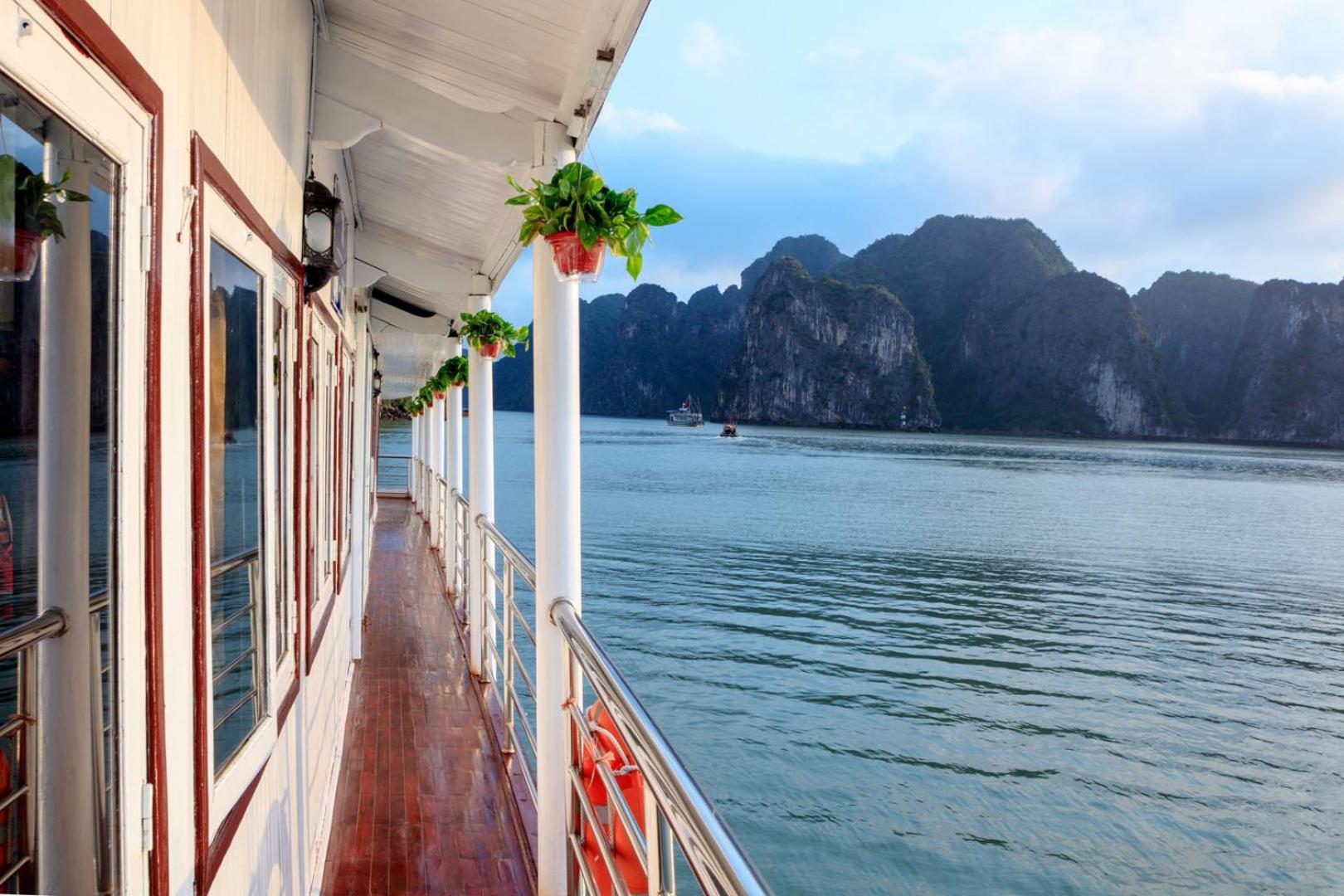 Cozy Bay Classic Cruise Ha Long Zewnętrze zdjęcie