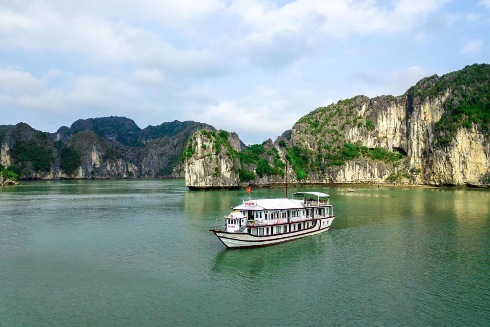 Cozy Bay Classic Cruise Ha Long Zewnętrze zdjęcie