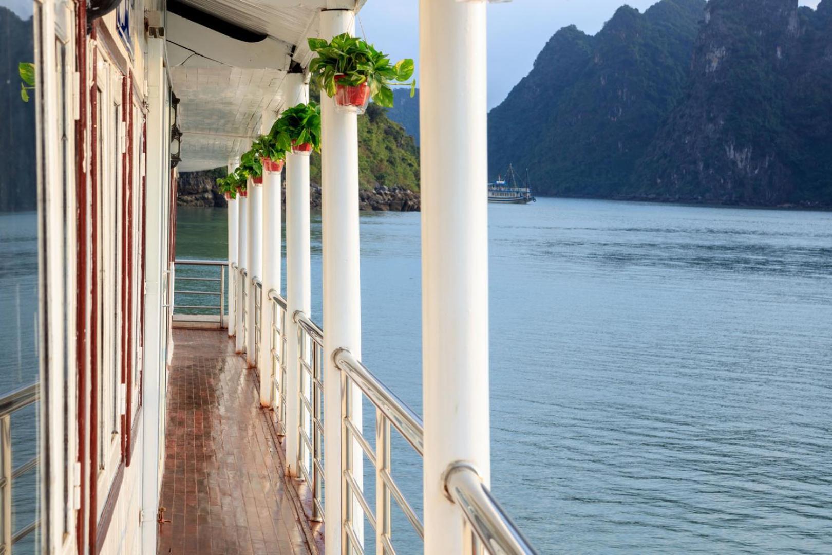 Cozy Bay Classic Cruise Ha Long Zewnętrze zdjęcie