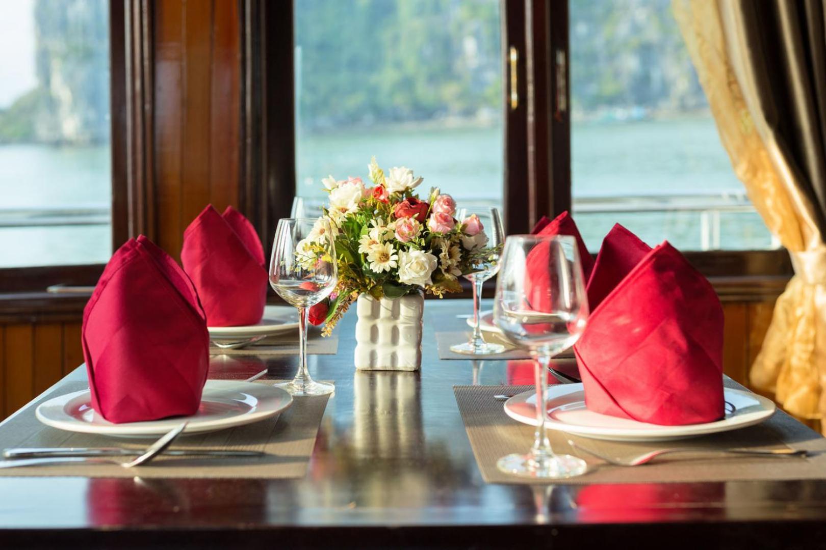 Cozy Bay Classic Cruise Ha Long Zewnętrze zdjęcie