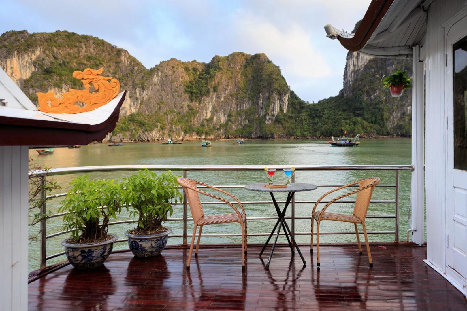 Cozy Bay Classic Cruise Ha Long Zewnętrze zdjęcie