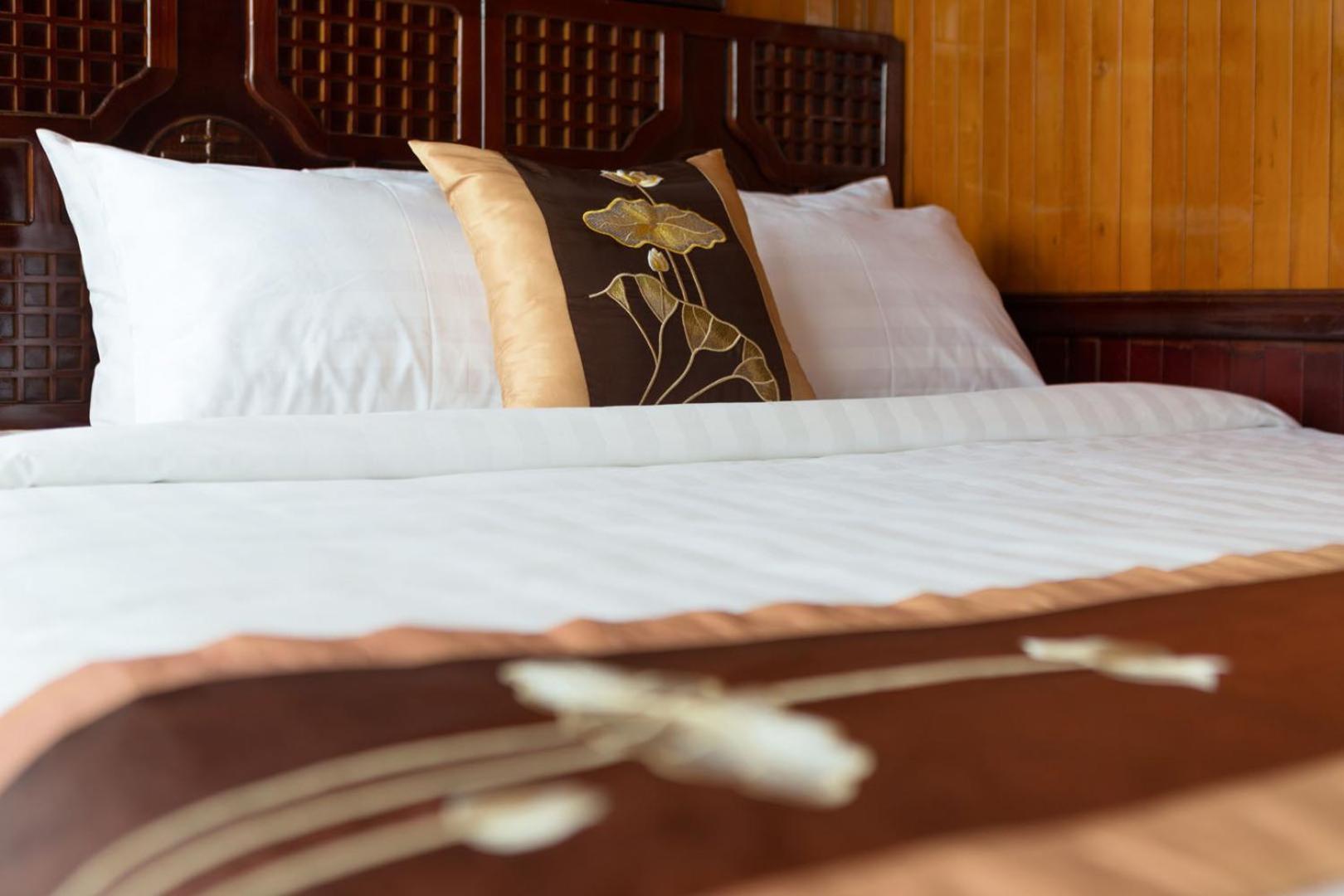 Cozy Bay Classic Cruise Ha Long Zewnętrze zdjęcie